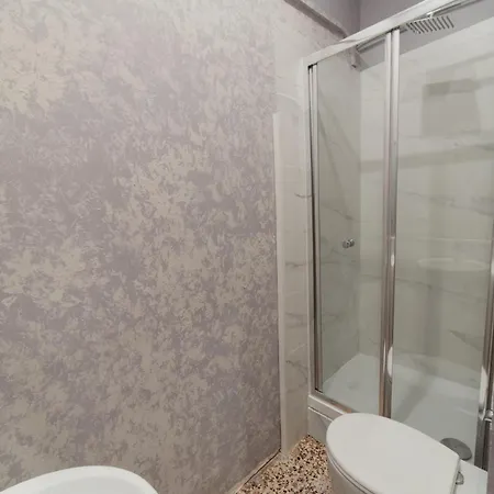 Le Diel & Breakfast בית הארחה ג'נובה