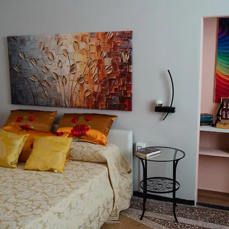 Le Diel & Breakfast בית הארחה ג'נובה